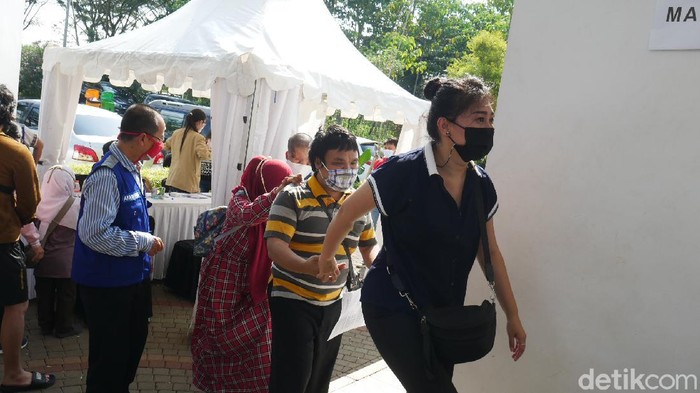 Tunanetra Vaksinasi Bandung Barat