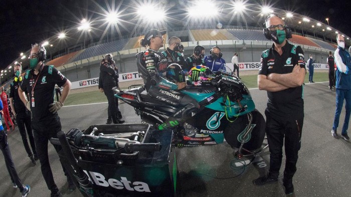 DOHA, QATAR - APRIL 04: Franco Morbidelli of Italy and Petronas Yamaha SRT prepares to start on the grid during the MotoGP race during the MotoGP of Qatar - Race at Losail Circuit on April 04, 2021 in Doha, Qatar. (Photo by Mirco Lazzari gp/Getty Images)