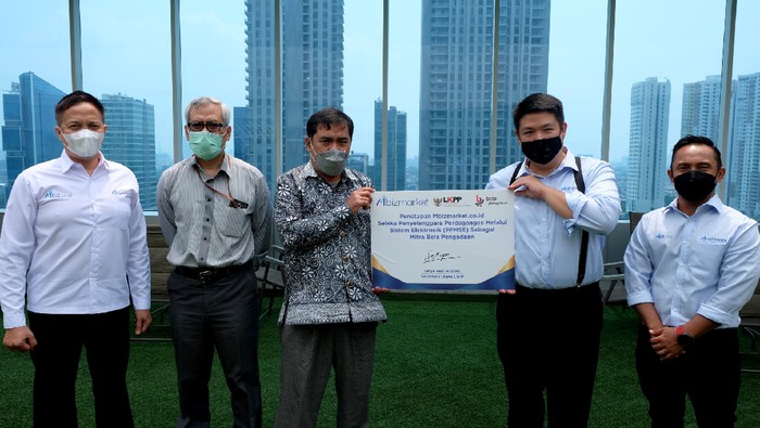 Kerjasama Mbiz dan LKPP