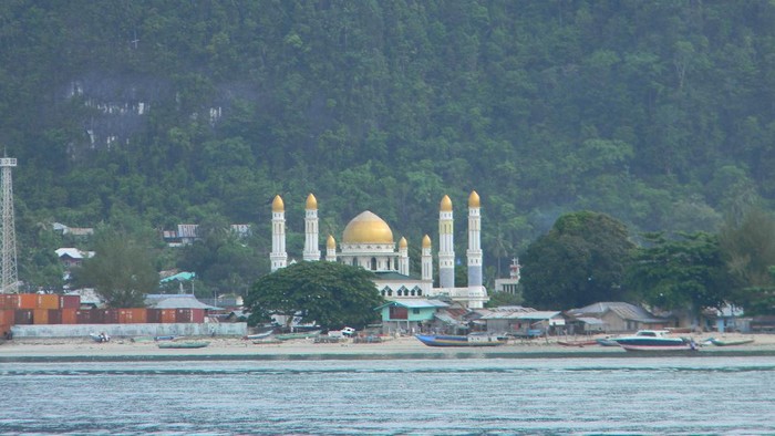Masjid Agung Baiturrahim Kaimana