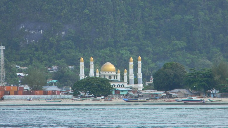 Masjid Agung Baiturrahim Kaimana Masjid Agung Baiturrahim Kaimana