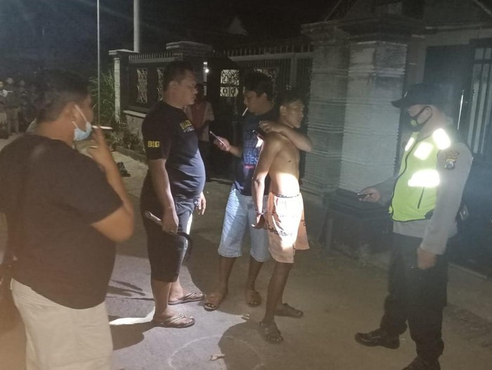 pasutri dianiaya tetangga di tulungagung hingga luka berat