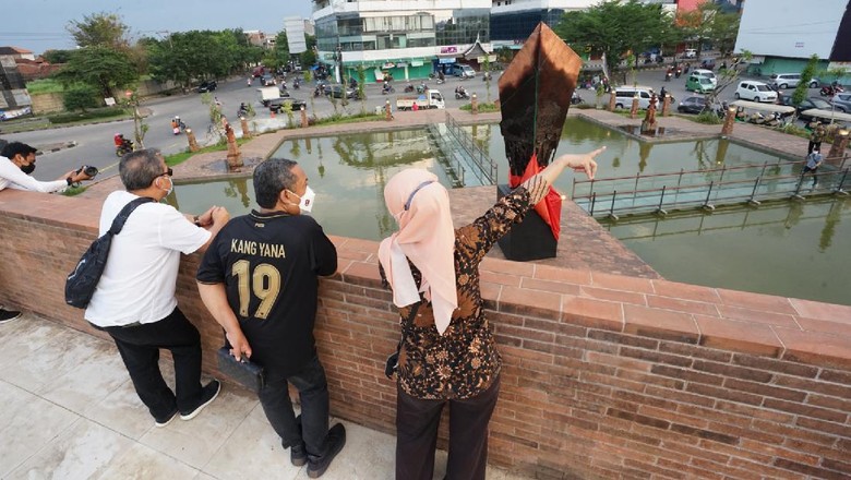 Pemkot Bandung ke Kota Lama Semarang Pemkot Bandung ke Kota Lama Semarang