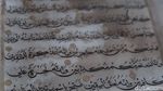 Penampakan Al-Quran Bertinta Emas yang Dikoleksi Pria di Bantul