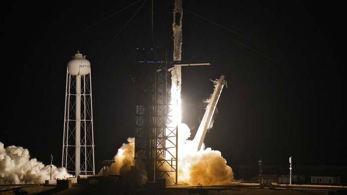SpaceX Crew Launch ISS