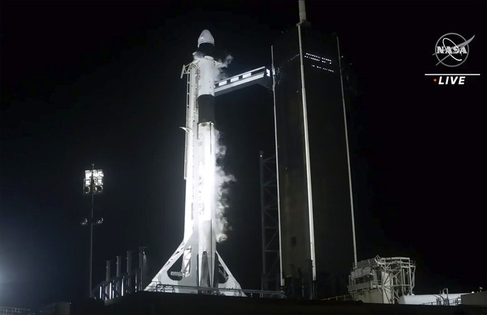 SpaceX Crew Launch ISS