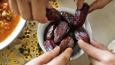 Kocak! Asosiasi Perkumpulan Saat Bulan Puasa Ini Bikin Terhibur
