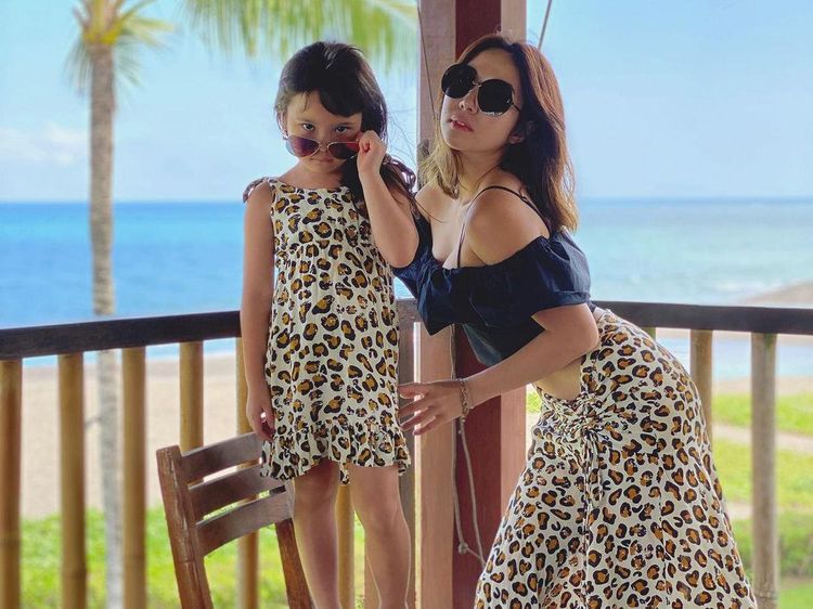 Adu Gaya 2 Single Mom Bersama Anak, Gisella Anastasia VS Ayu Ting Ting