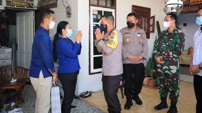akpol 97 takziah ke rumah dansatsel