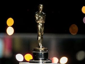 China Vs Hollywood, Oscar Turun Tangan