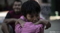 Selain itu yayasan juga tidak pernah menolak pasien, mulai dari anak-anak, dewasa hingga lansia mendapatkan metode pengobatan yang sama.