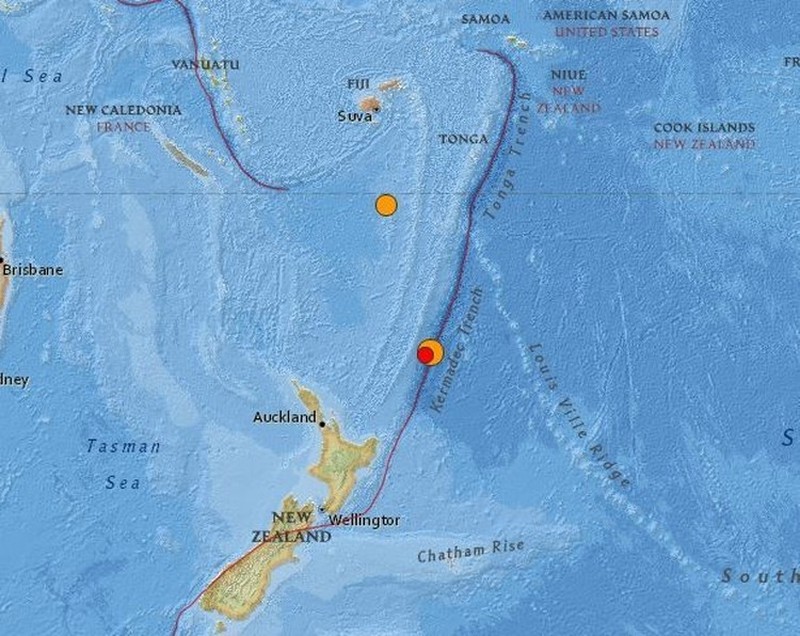 fotoinet palung terdalam