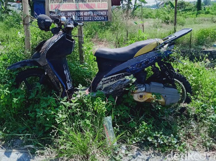 Motor di Klaten Ini Dibiarkan Terparkir Selama 6 Tahun Lho