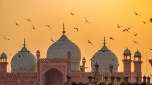 Megahnya Badshahi, Pernah Berpredikat Masjid Terbesar di Dunia Selama 3 Abad