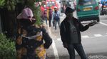 Jasa Penukaran Uang Mulai Marak di Bandung