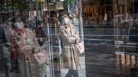 Keadaan darurat juga akan mencakup Kyoto dan Hyogo. Keempat prefektur yaitu Tokyo, Osaka, Kyoto, dan Hyogo mencakup hampir seperempat populasi Jepang.  