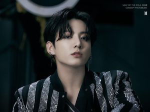 Jungkook BTS Bikin Jaket Louis Vuitton Sold Out, Harganya Bikin Nangis