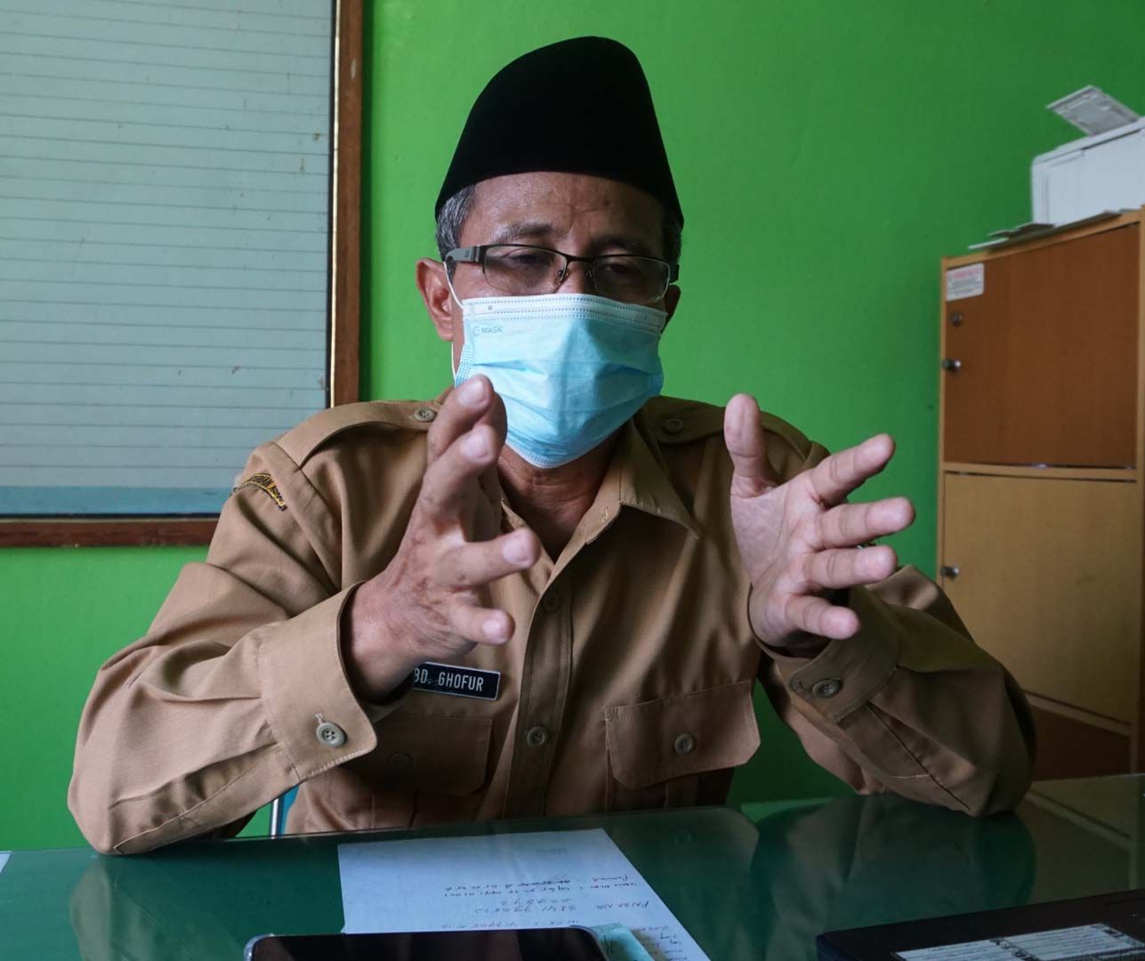 Kepala KUA Peterongan Abd Ghofur Kepala KUA Peterongan Abd Ghofur