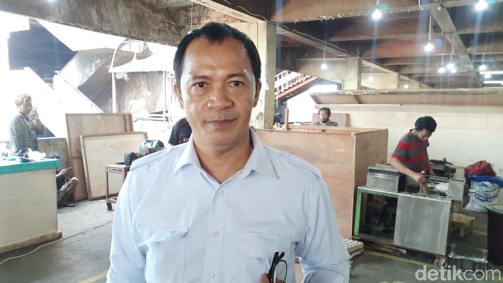 Kepala Pasar Minggu Yohanes Daramonsidi (Afzal Nur Iman/detikcom)