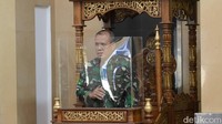 Setelah melaksanakan Sholat Gaib dilanjutkan dengan doa bersama seraya memohon kepada Allah SWT agar arwah seluruh ABK KRI Nanggala 402 mendapatkan tempat terbaik disisi-Nya dan diberikan kekuatan dan ketabahan bagi keluarga yang ditinggalkan.