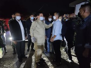 Prabowo Janji Biayai Sekolah Anak Almarhum Dansatsel KRI Nanggala-402 Sidoarjo