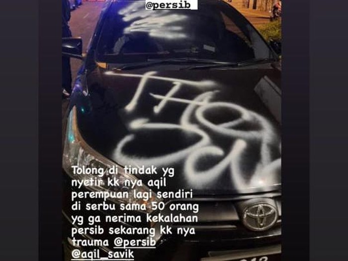 Mobil kakak Aqil Savik dicoret-coret bobotoh