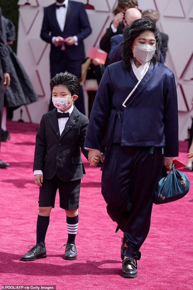 Pemain Minari di Oscar Yuh-Jung Youn, winner of the award for best actress in a supporting role for