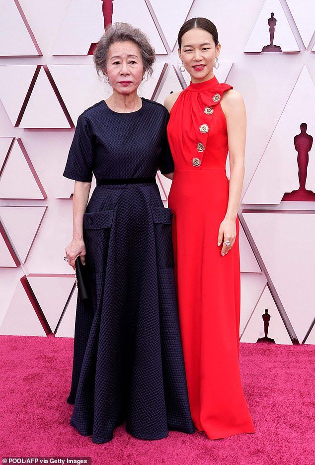 Pemain Minari di Oscar Yuh-Jung Youn, winner of the award for best actress in a supporting role for