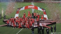 Persija mengalahkan Persib Bandung 2-1 pada leg kedua final Piala Menpora 2021 di Stadion Manahan, Minggu (25/4/2021). Pius Erlangga  