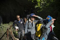 Puasa Ponsel di gua perancis