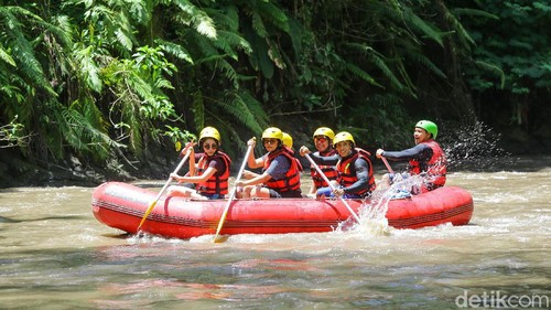 Rafting di Sungai Ayung