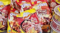 Beli bakso aci online juga bisa di Boci Baso Aci yang terkenal asal Garut. Bakso aci kemasan ini tersedia dalam pilihan original,  geprek extra pedas, white curry, dan Korean spicy yang menarik selera. Foto: Instagram bocibasoaci