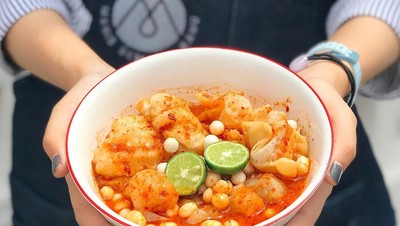 Slurpp! 20 Bakso Aci yang Pedas Kenyal Ada di Sini