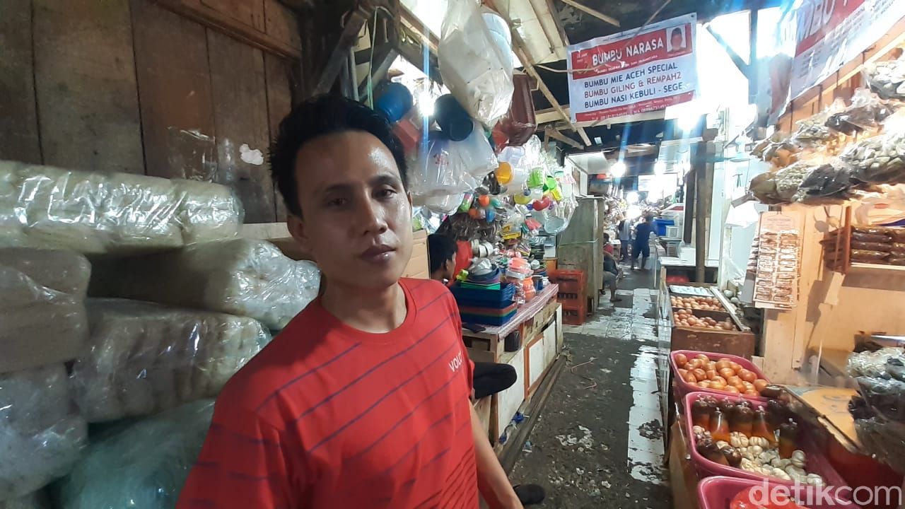 Sodiq, pedagang di Pasar Minggu (Afzal Nur Iman/detikcom)