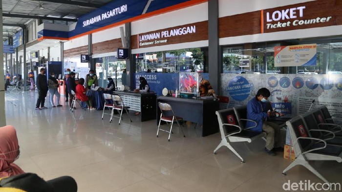 Dua pekan menjelang Hari Raya Idul Fitri, penumpang di KAI Daop 8 Surabaya terpantau normal. Tidak ada lonjakan.