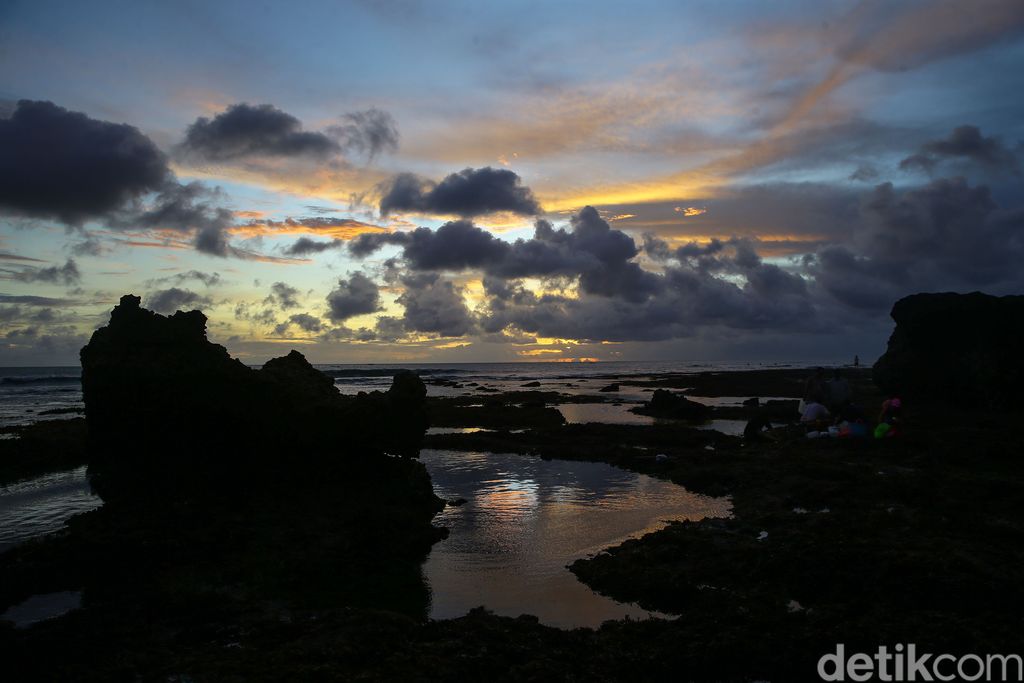 Sunset di Echo Beach Canggu