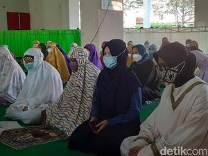 Unusa dan Istri Kru KRI Nanggala-402 Doa Bersama hingga Salat Gaib