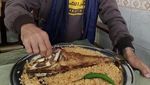 Ustaz Abdul Somad, Penggemar Berat Nasi Mandhi hingga Durian