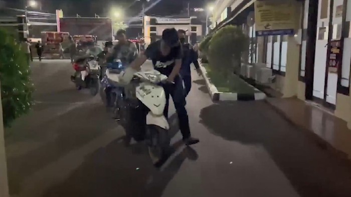 Gangguan Kamtibmas Di Makassar Saat Ramadan Balap Liar Perang Kelompok