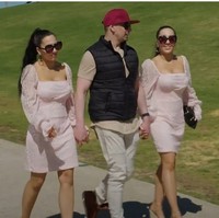 Tidak ada rasa cemburu antar keduanya. Anna, Lucy, dan Ben justru menikmati hubungan asmara tidak biasa itu. Foto: dok. Instagram/@annalucydecinque