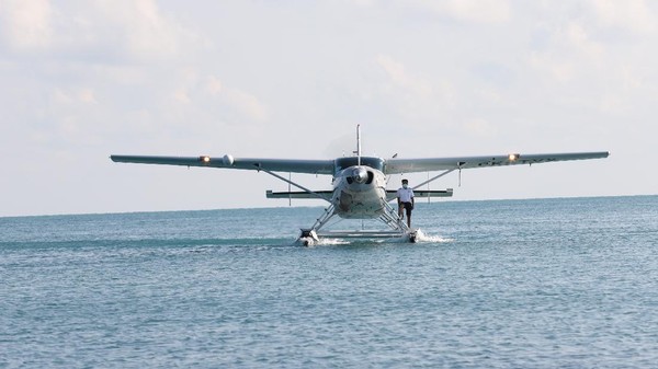 Pesawat apung ini juga dapat digunakan untuk kepentingan search and rescue (SAR) dan patroli laut. Tapi, kini semakin banyak juga pesawat apung yang digunakan untuk transportasi wisata di wilayah perairan luas. Pesawat apung ini juga dapat digunakan untuk kepentingan search and rescue (SAR) dan patroli laut. Tapi, kini semakin banyak juga pesawat apung yang digunakan untuk transportasi wisata di wilayah perairan luas.