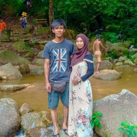 Kini hampir dua tahun Azura dan Hafis mengarungi bahtera rumah tangga. Saat merayakan hari jadi pernikahan yang ke-1, Azura sempat mengungkapkan perasaannya. They say the first year is the hardest, but when you’re married to your best friend nothing could be easier, tulisnya di Instagram. Foto: Dok. Instagram @orkid_azura