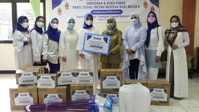 Berbagi Santunan di Bulan Ramadhan