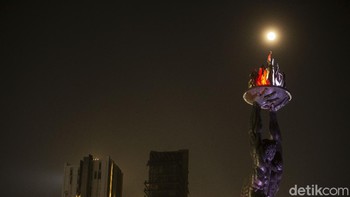 Nah kalau ini Supermoon di Jakarta. Foto: Rifkianto Nugroho/detikcom