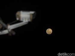 Keindahan Supermoon di Berbagai Negara, Ada dari Indonesia!