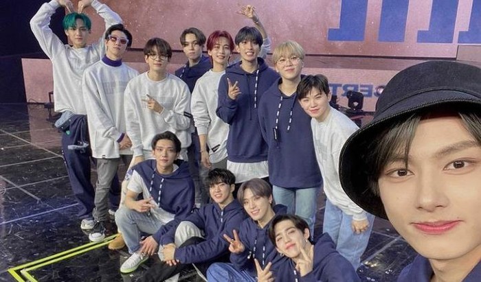 Galeri seventeen Sambut Ultah ke-6, Ini Keseruan Member Seventeen Saat Kulineran
