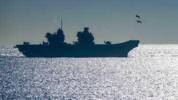 Inggris ingin unjuk gigi di kawasan Asia, terutama untuk turut menangkal pengaruh dan ambisi China. Salah satu jalur yang akan dilintasi adalah laut China Selatan. Foto: AP/Marcos Moreno