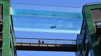 Dinding kolam setebal 200 mm dan bagian dasarnya 300 mm (AFP via Getty Images)