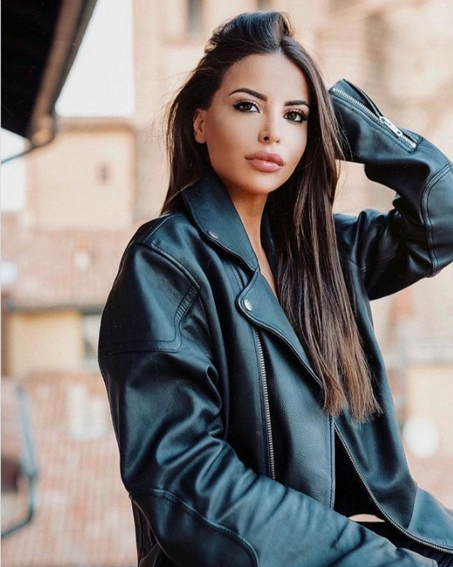 Disebutkan mereka memang tidak bisa menghabiskan banyak waktu bersama karena tinggal di negara yang berbeda. Foto: Instagram @marialuisajacobelli_