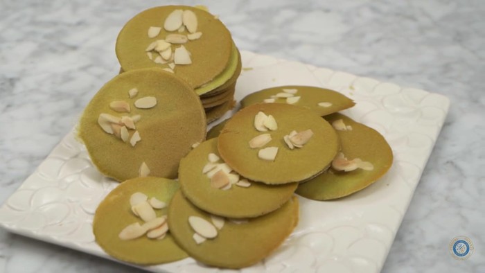 resep almond crispy Resep Green Tea Almond Crispy Khas Surabaya